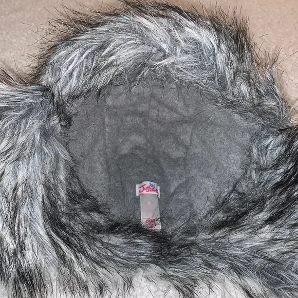 LIMITED EDITION Silver Sequin Justice Hat with Fur display picture 1
